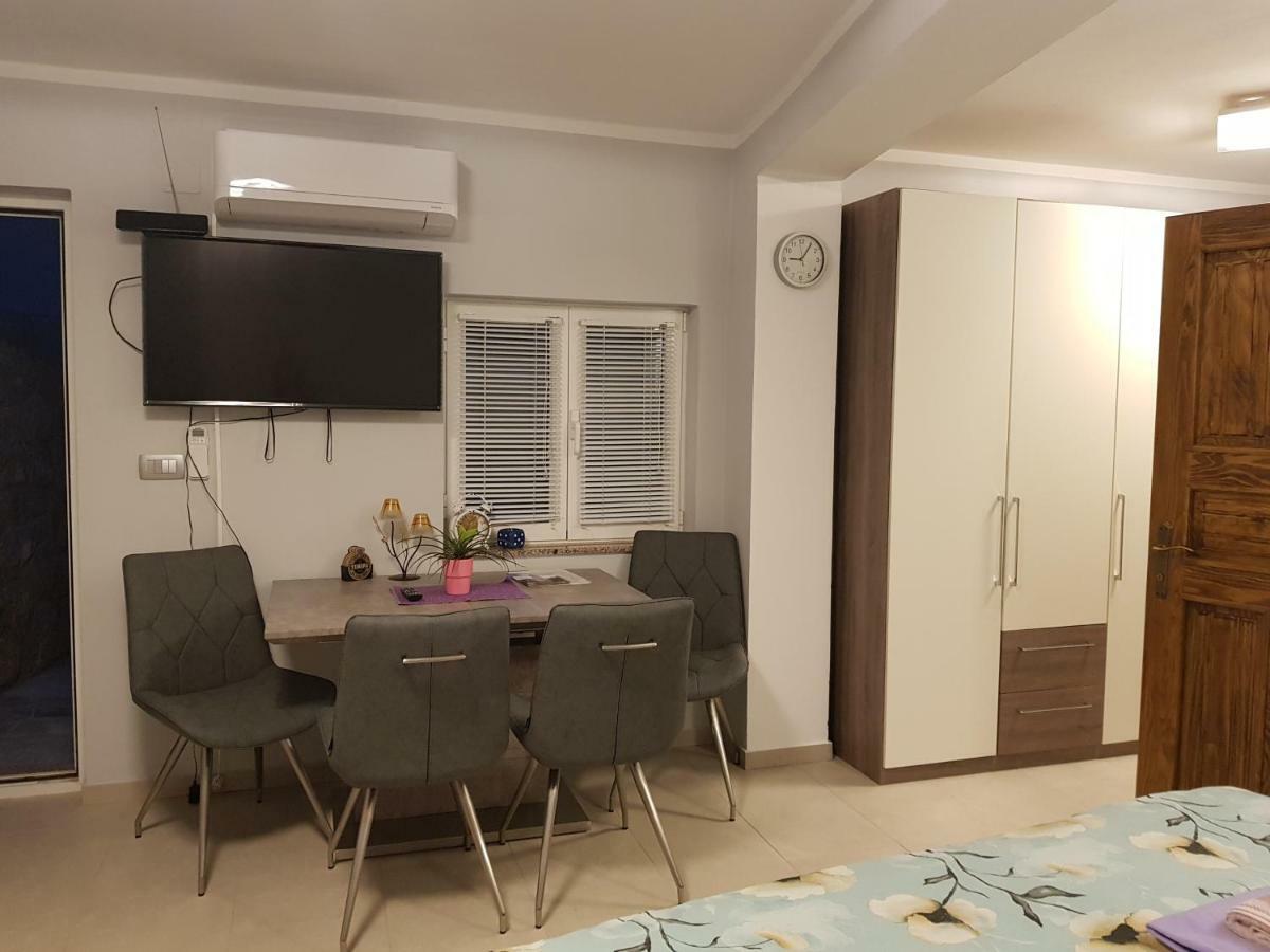 Apartment Rupcic Сень Экстерьер фото