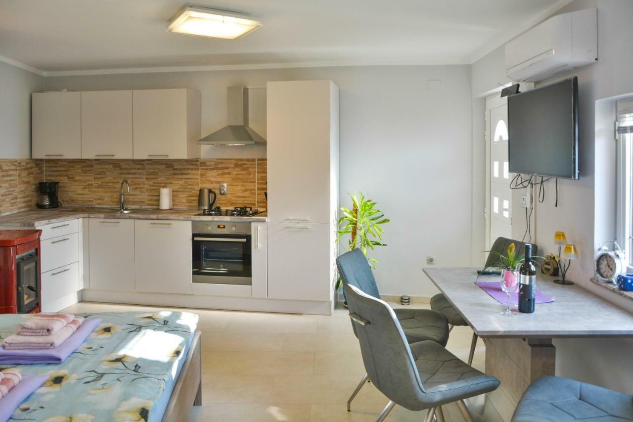 Apartment Rupcic Сень Экстерьер фото